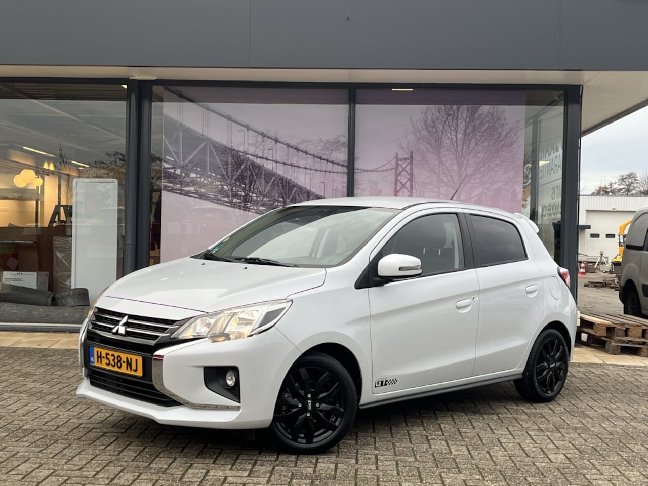 Mitsubishi Space Star - 1.2 Nova 1.2 Nova - AutoWereld.nl