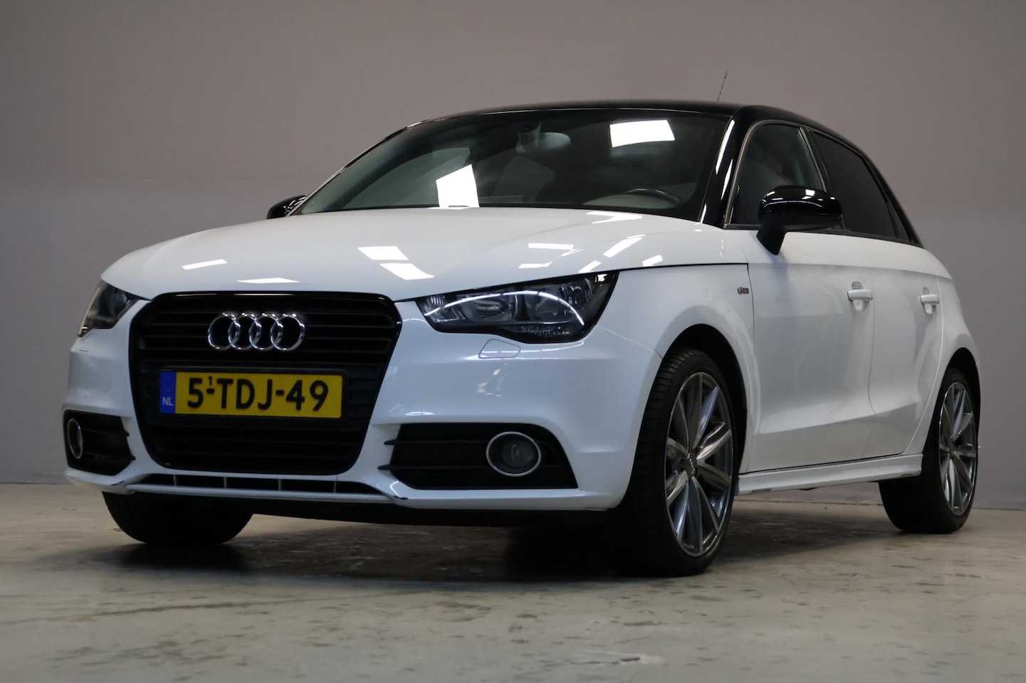 Audi A1 Sportback - 1.2 TFSI Admired |Navi|Airco|Cruise| - AutoWereld.nl