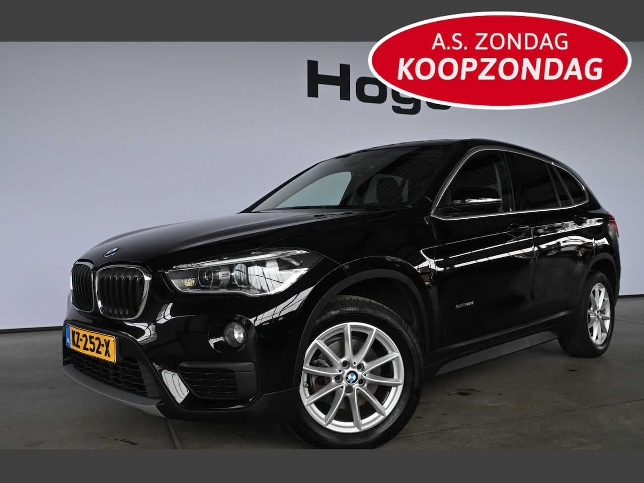 BMW X1 - sDrive18i Centennial Executive Clima Navigatie LED Goed Onderhouden! Inruil Mogelijk! - AutoWereld.nl