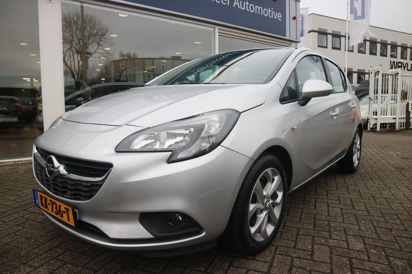 Opel Corsa - 1.4 Edition airco - AutoWereld.nl