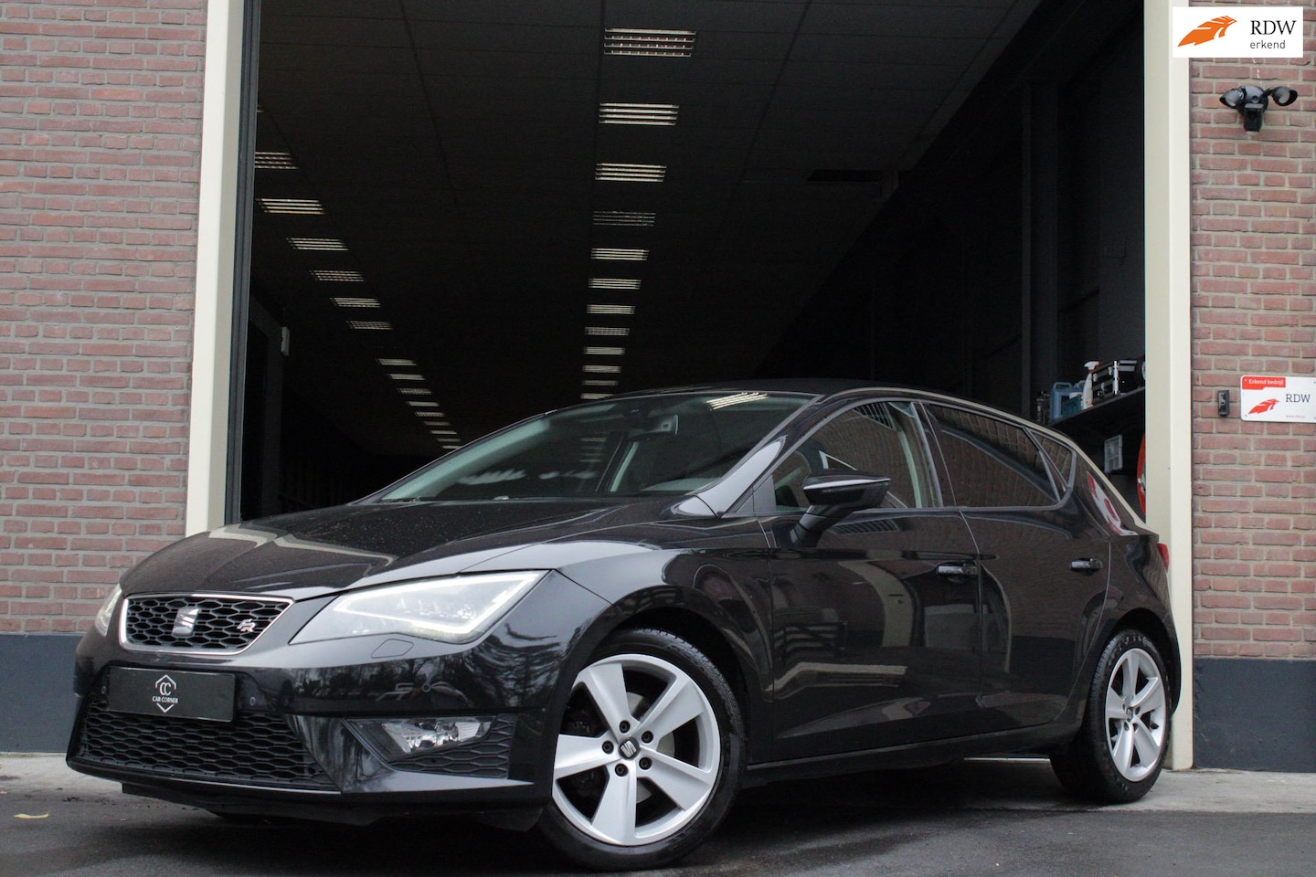 SEAT Leon - 1.4 TSI FR 140PK! |DCC|LED|Stoelverwarming|PDC|Cruise| - AutoWereld.nl