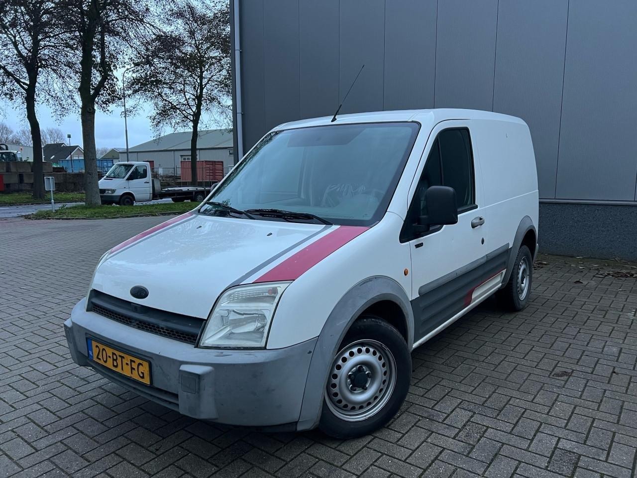 Ford Transit Connect - T200S 1.9CDTI L2H1 AIRCO - AutoWereld.nl