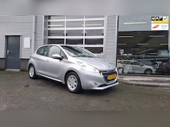 Peugeot 208 - 1.2 VTi Active/Navigatie/Trekhaak/Pdc/Cruise/Ecc/