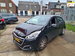 Peugeot 208 - 1.2 PureTech Blue Lion/SCHADE WOK/NWE RIEM/ HANDEL EXPORT