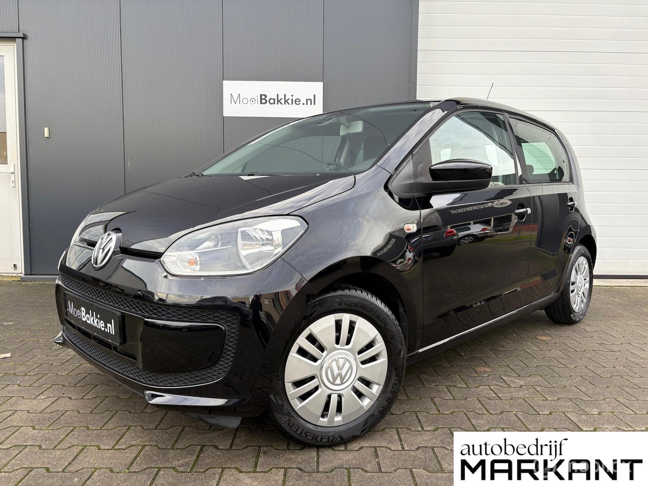 Volkswagen Up! - 1.0 NAP / Navigatie / Bluetooth / 4-Seizoen - AutoWereld.nl