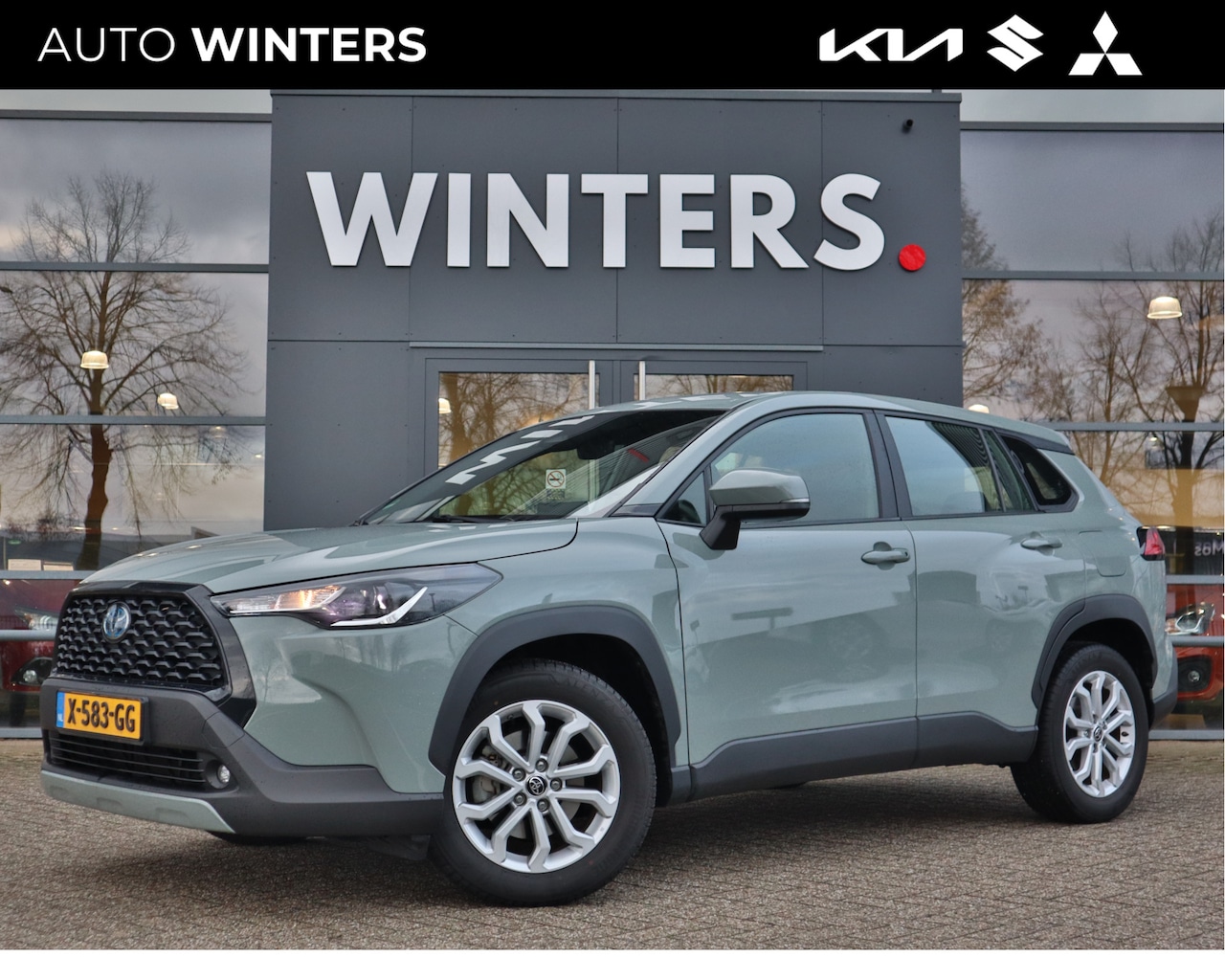 Toyota Corolla Cross - 2.0 Hybrid Active | Navigatie | Stoelverwarming | Stuurverwarming | Apple Carplay/Android - AutoWereld.nl