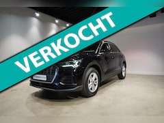 Audi Q3 - 45 TFSI e S edition Stoelverwarming|Carplay|Virtual
