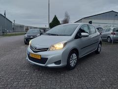 Toyota Yaris - 1.0 VVT-i Aspiration