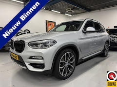 BMW X3 - sDrive20i High Executive xLine Panoramadak Trekhaak Lederen interieur