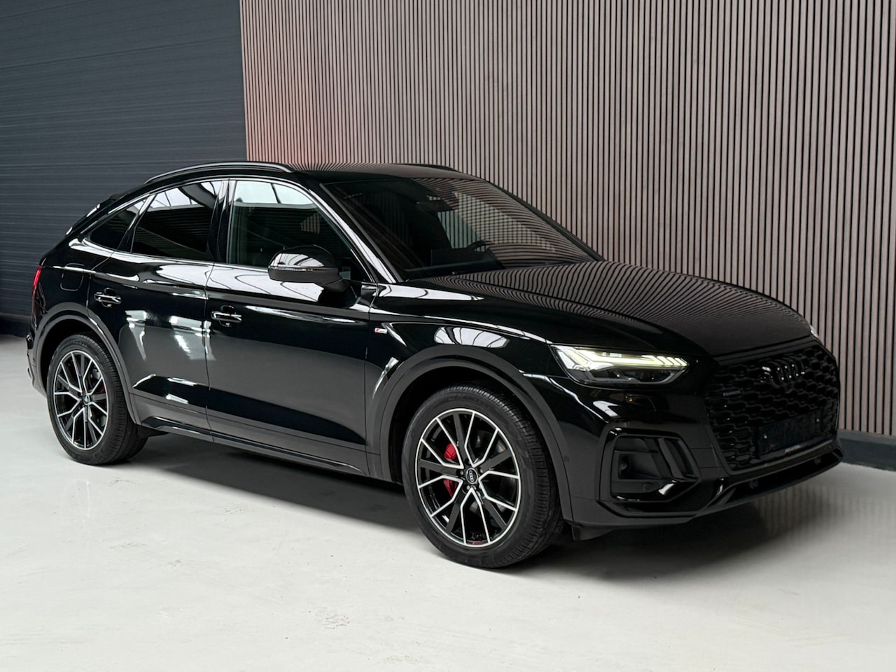 Audi Q5 Sportback - 50 TFSI e S edition Competition Luchtvering | RS Stoelen | Massage - AutoWereld.nl