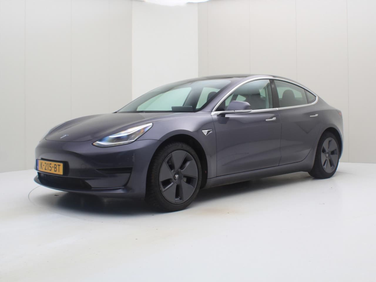 Tesla Model 3 - Standard RWD Plus 92% SoH [ TREKHAAK+LFP ACCU+AUTOPILOT+60 kWh+PREMIUM AUDIO ] - AutoWereld.nl