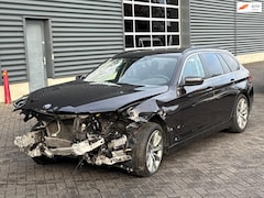 BMW 5-serie - 520d Business Edition Plus, memory seat, trekhaak, camera, navigatie