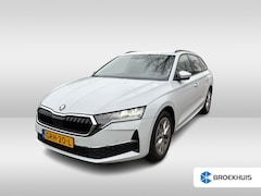Skoda Octavia Combi - 1.5 TSI MHEV Business Edition Plus Stoelverwarming | Virtueel dashboard | Elektr. kofferba
