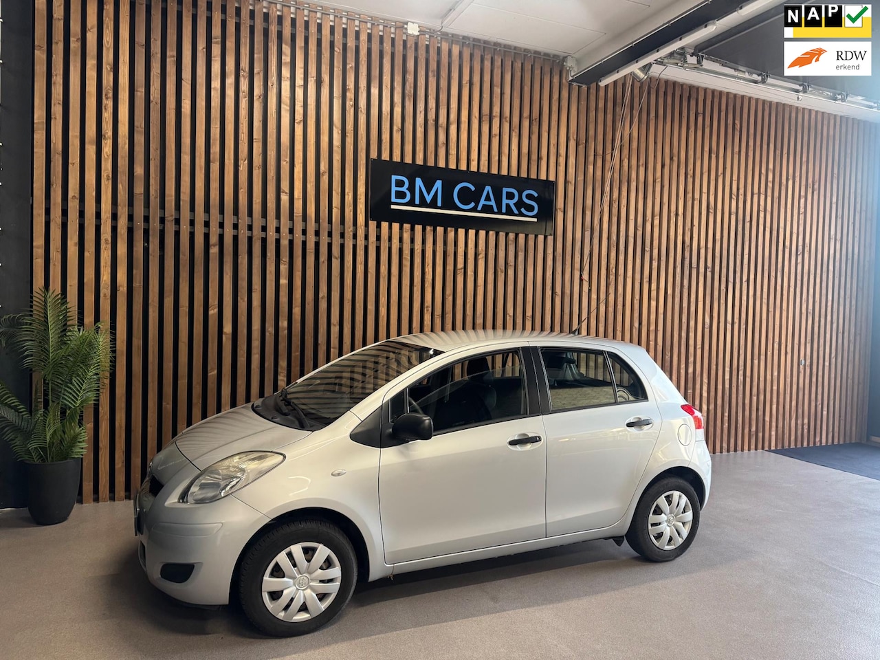 Toyota Yaris - 1.0 VVTi Acces Airco, 1e Eig, Nieuwe APK - AutoWereld.nl