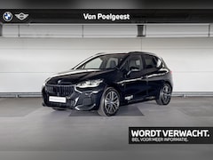 BMW 2-serie Active Tourer - 225e xDrive | Selections | Stuurwielrand verwarmd | Glazen panoramadak