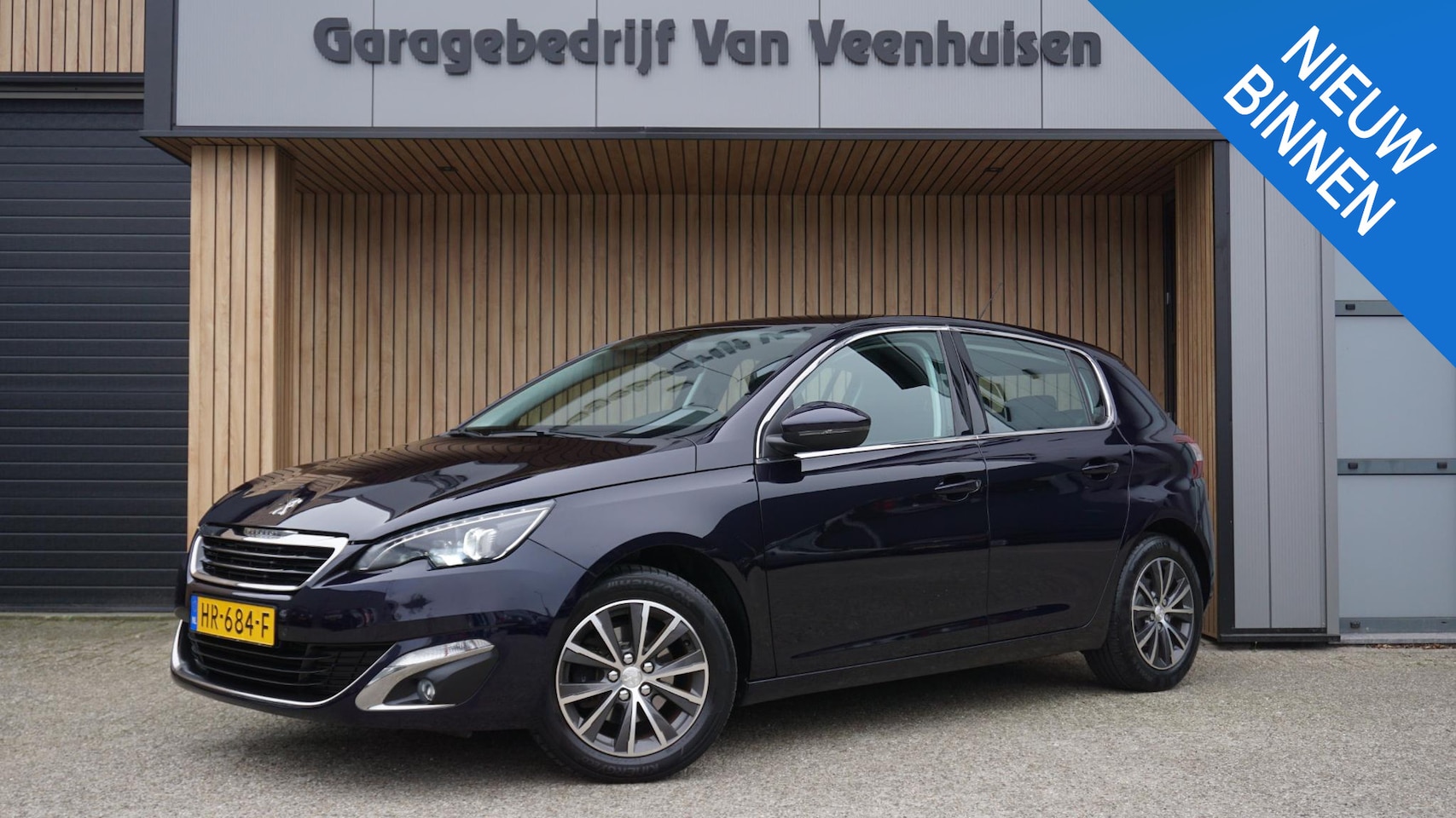 Peugeot 308 - 1.2 131pk 5Drs PureTech Allure *LEES TEKST* LED Navi Clima Trekhaak 16inch LM *NL auto* D - AutoWereld.nl
