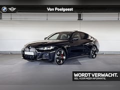 BMW i4 - eDrive40 84 kWh | Selections | M Adaptief onderstel | Elektrisch bediend glazen schuif-/ka