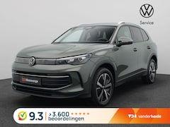 Volkswagen Tiguan - 1.5 eHybrid Life Edition 204PK DSG Trekhaak, 19" LM Velgen, Keyless, Achteruitrijcamera, S