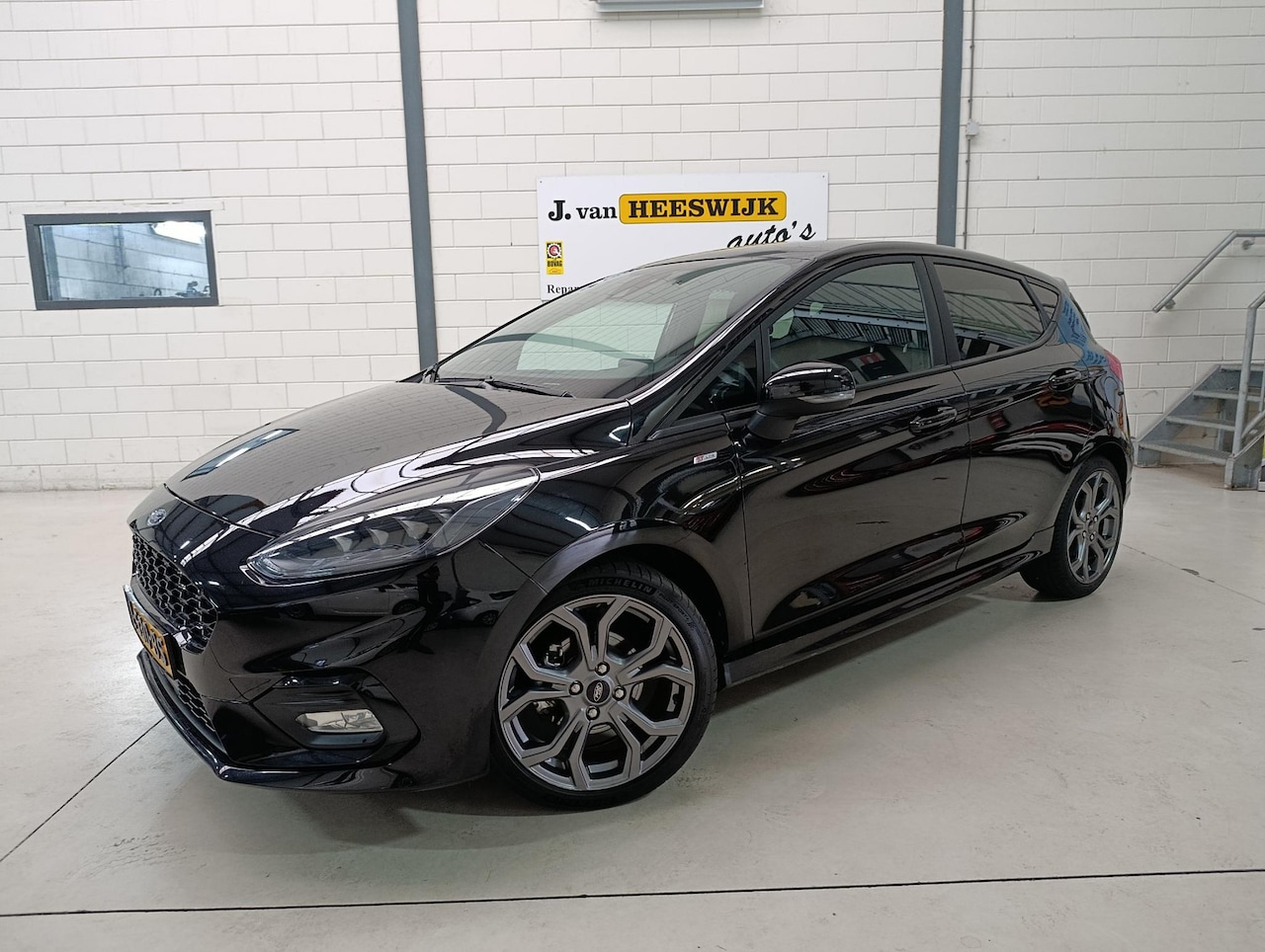 Ford Fiesta - 1.0 EcoBoost ST-Line X Bang & Olufsen | Panoramadak | Parkeersensoren | Stoelverwarming - AutoWereld.nl