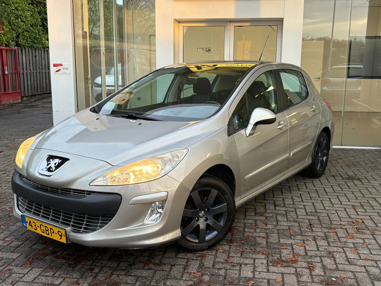 Peugeot 308 - 1.6 VTi XS |Pano|Airco|Trekhaak|NAP| - AutoWereld.nl