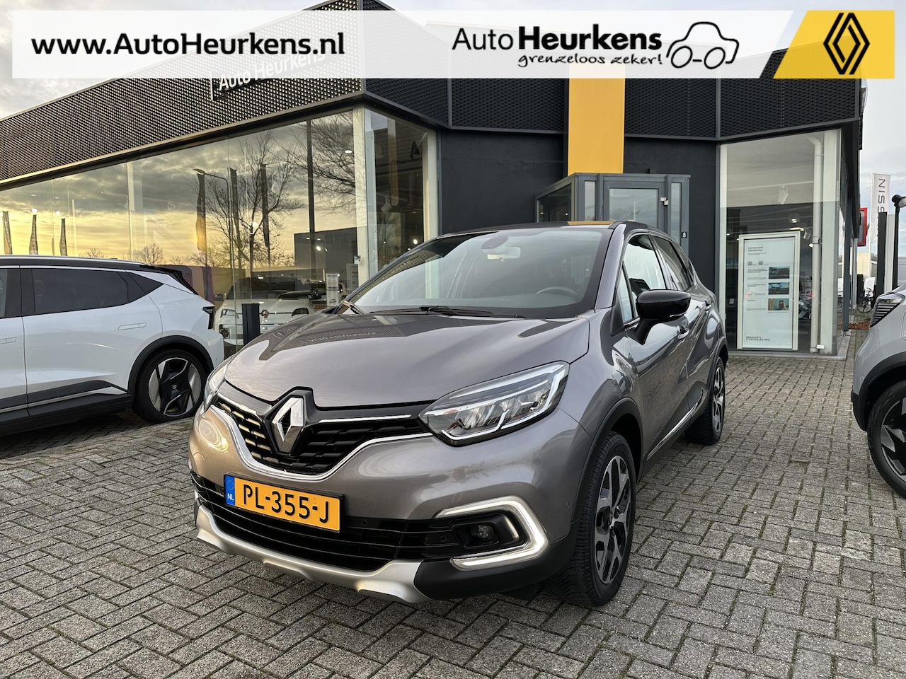 Renault Captur - TCe 90 Intens l Origineel NL l 1e-eigenaar l Volledige historie - AutoWereld.nl