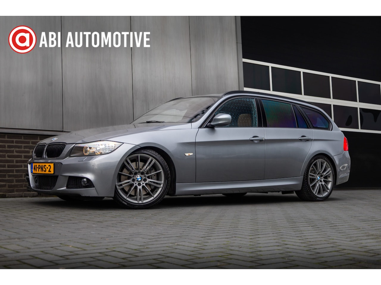 BMW 3-serie Touring - 335i 306 pk M Sport Edition NL-Auto/ Harman-Kardon/ Memory/ Keyless / Pano/ Adapt.Cruise/ - AutoWereld.nl