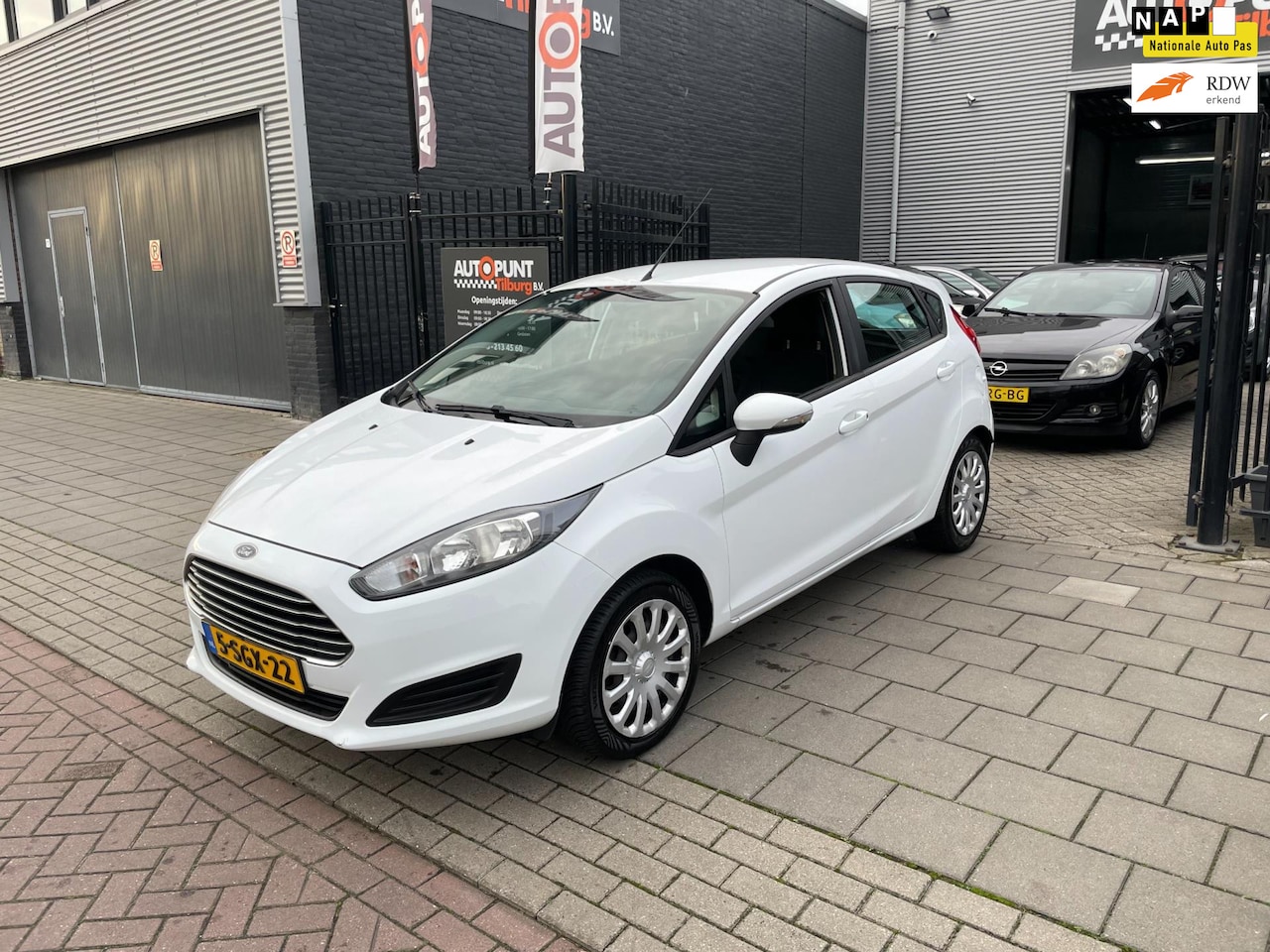 Ford Fiesta - 1.0 Style 3e Eigenaar! Airco PDC NAP APK - AutoWereld.nl