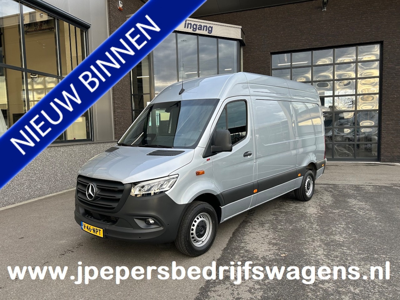 Mercedes-Benz Sprinter - 317 CDI L2 H2 Pro LED / MBUX / Navigatie / Camera / Parkeersensoren / Cruise control / Air - AutoWereld.nl