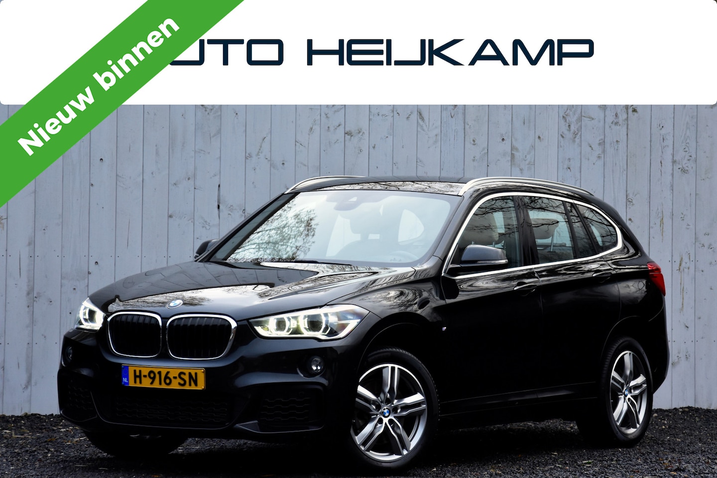 BMW X1 - SDrive20i High Executive | Leer | Camera | Trekhaak | - AutoWereld.nl