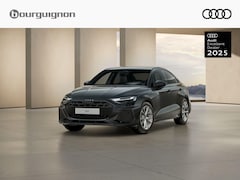 Audi A3 Limousine - 30 TFSI | S edition | 116 PK | Optiek zwart plus | Privacyglas | 17 inch velgen |