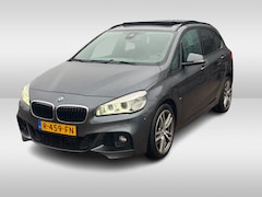 BMW 2-serie Active Tourer - 225i M Sport / Trekhaak / Panoramadak / Camera / Head-up / Harman Kardon / Keyless / 18''