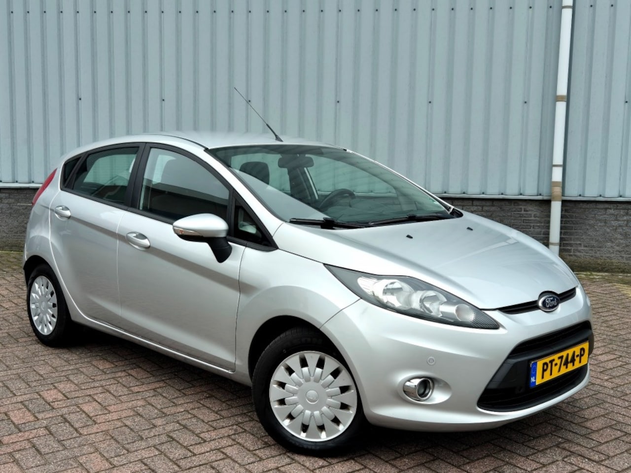 Ford Fiesta - 1.6 TDCi TITANIUM Airco - AutoWereld.nl