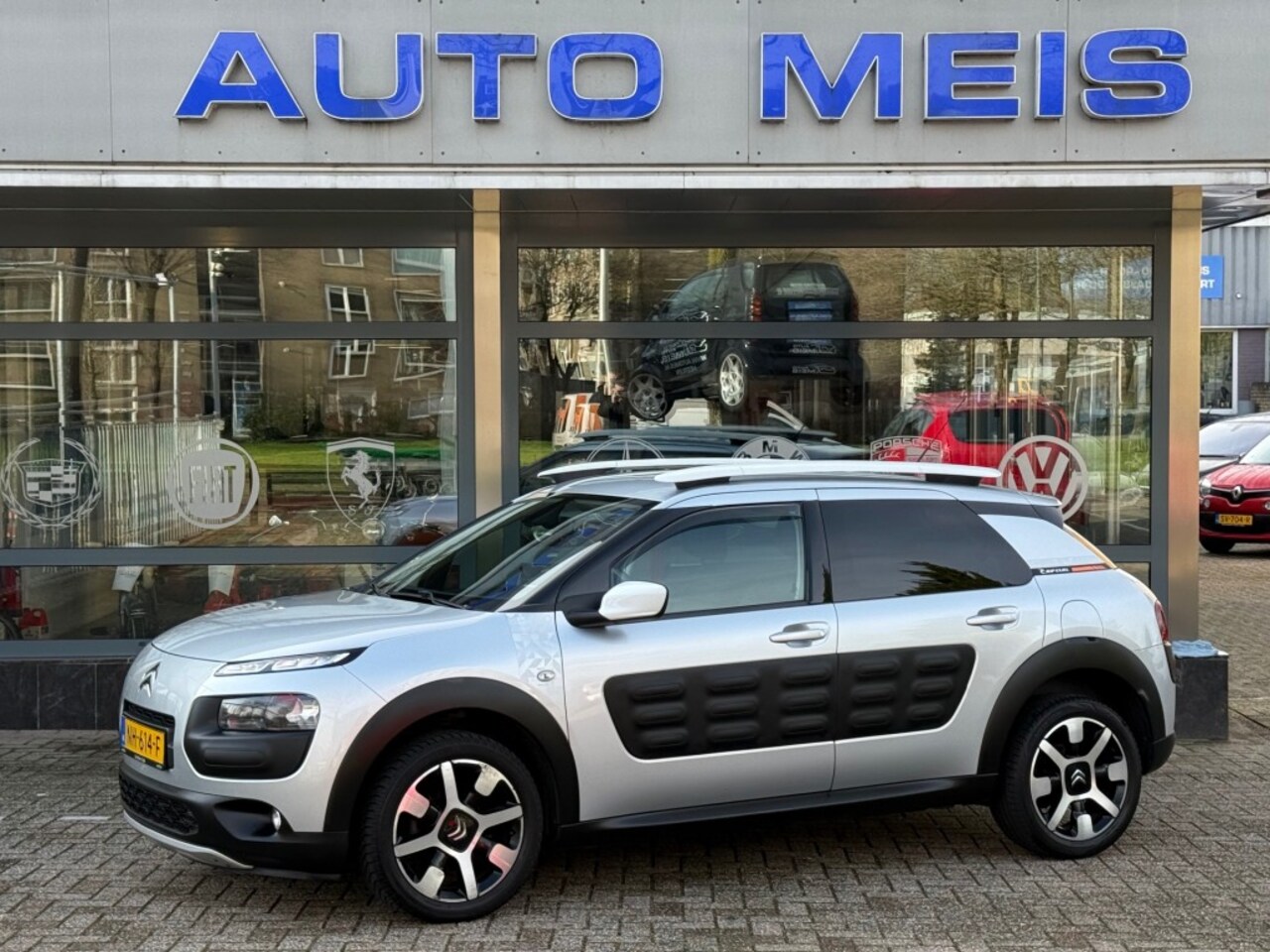 Citroën C4 Cactus - 1.2 PureTech Rip Curl Navi Clima Cruise PDC - AutoWereld.nl