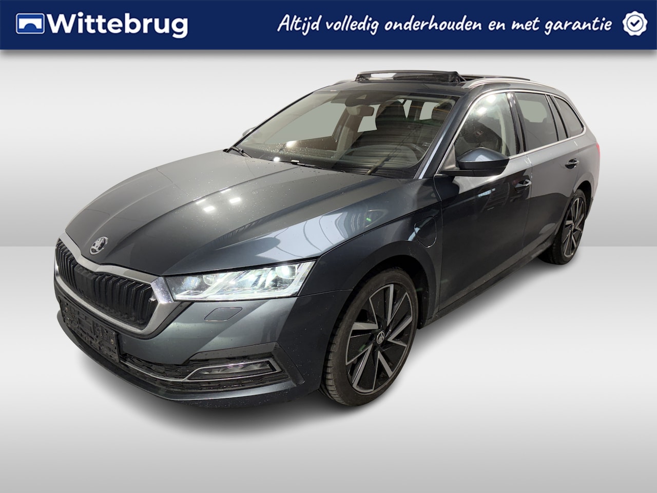 Skoda Octavia Combi - 1.4 TSI iV PHEV Style AUTOMAAT/ PANO/ DODE HOEK/ MEMORY SEAT/ STOEL + STUUR VERWARM./ SMAR - AutoWereld.nl