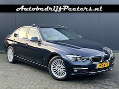 BMW 3-serie - 330e Luxury ACC Leder LED HUD Camera H/K Sportstoel BTW-auto