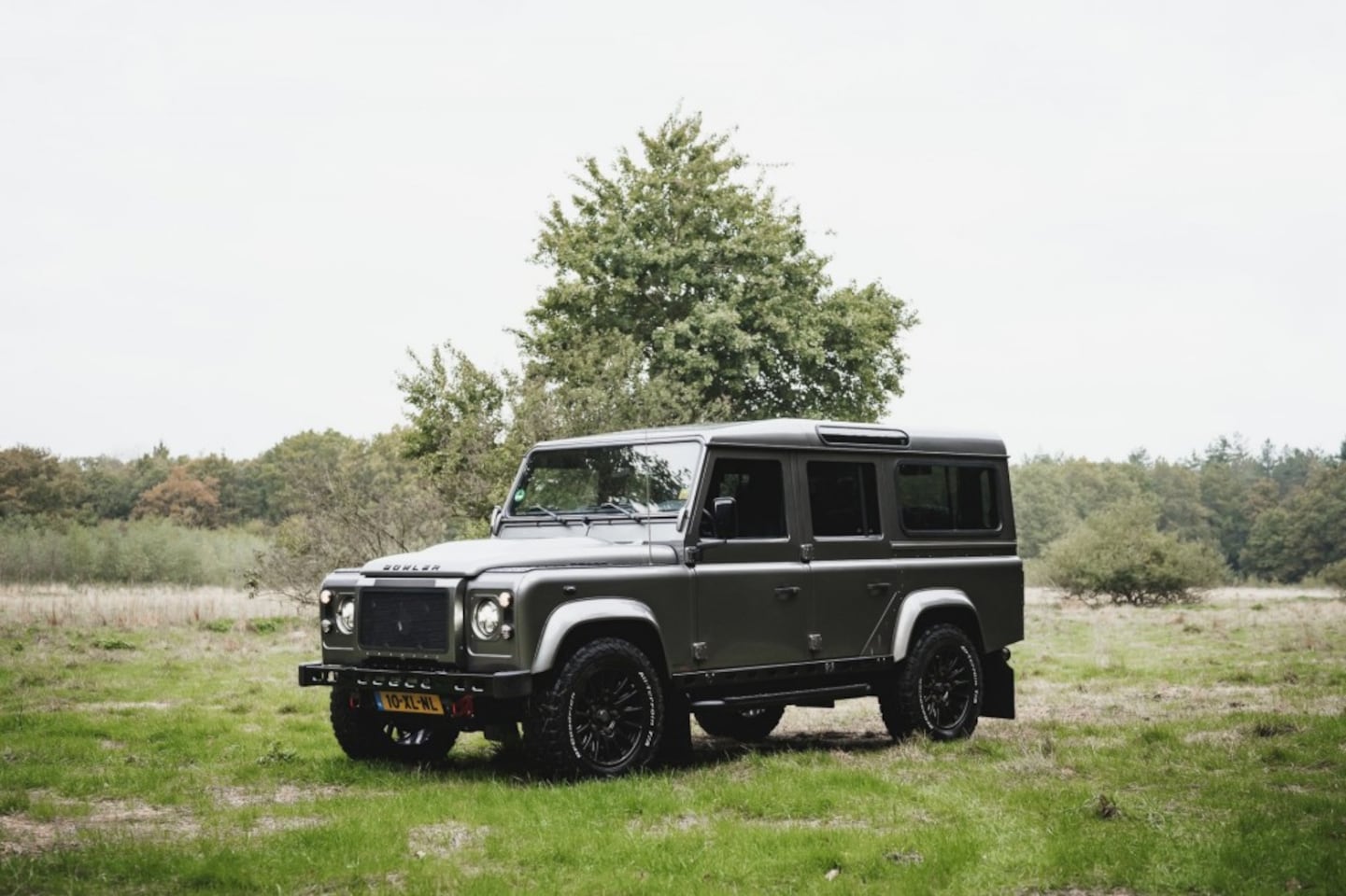 Land Rover Defender - BOWLER fast road - AutoWereld.nl