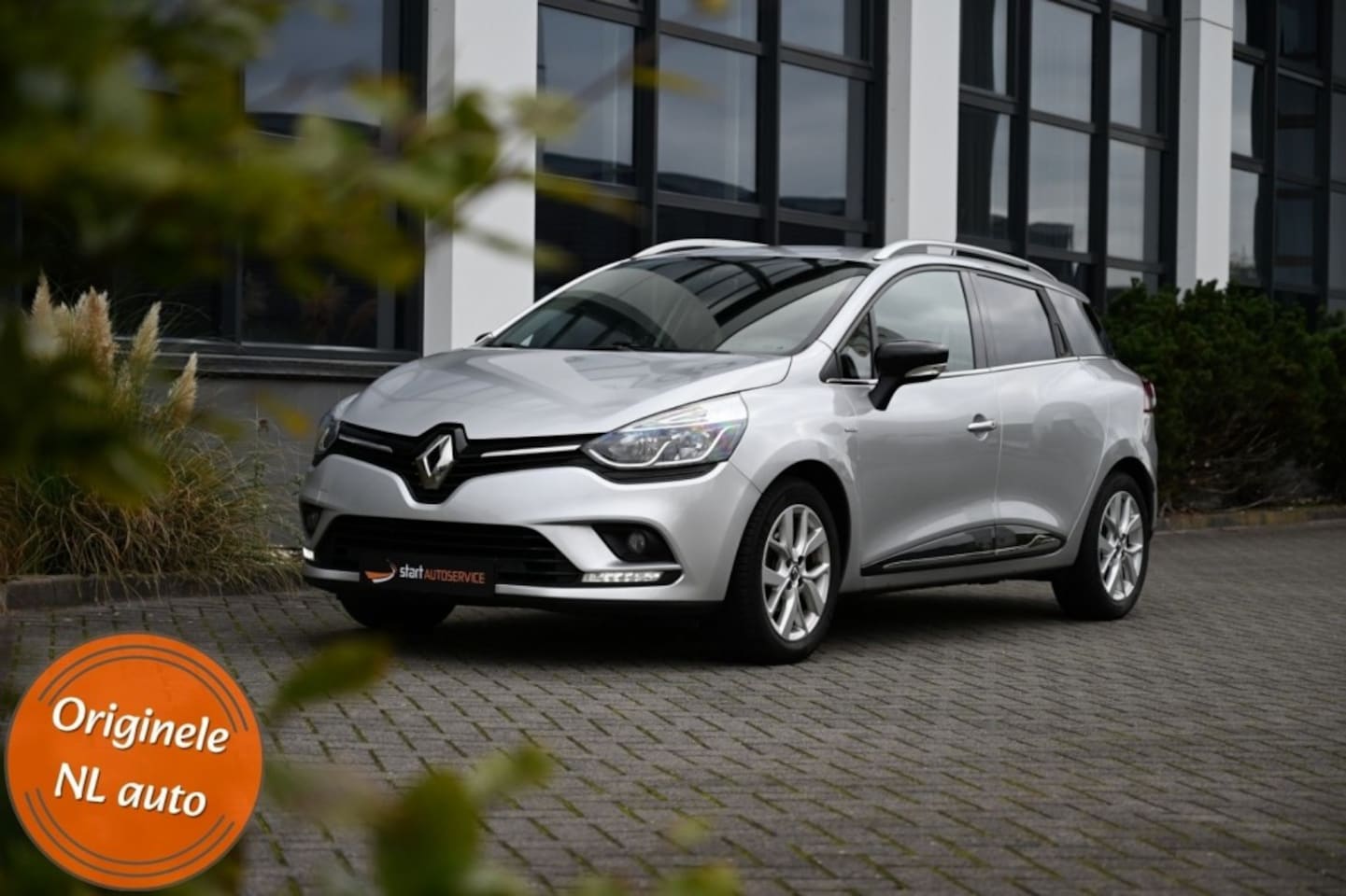 Renault Clio Estate - Estate Limited Cruise Navi PDC - AutoWereld.nl
