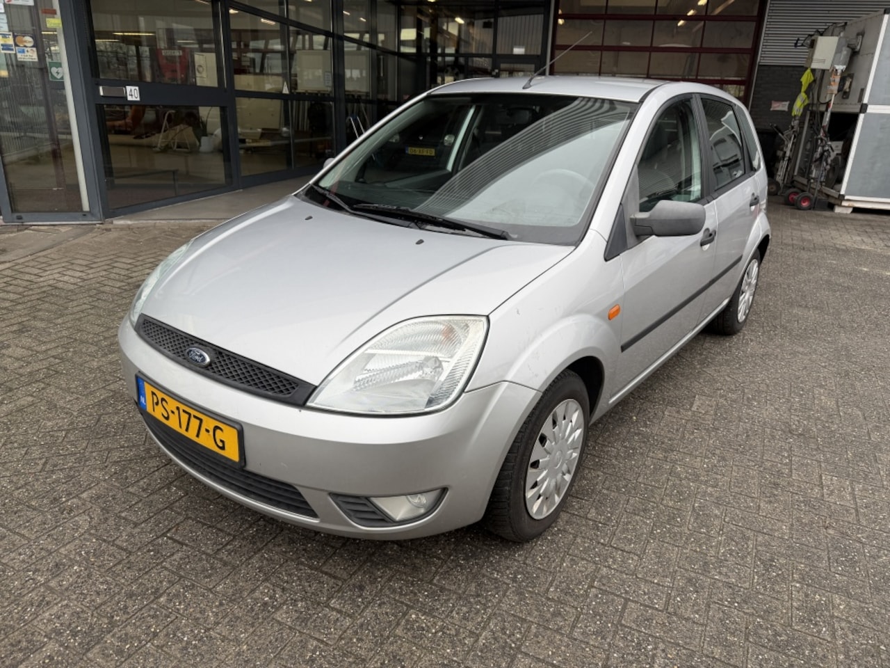 Ford Fiesta - 1.4-16V Ambiente 1.4-16V Ambiente - AutoWereld.nl