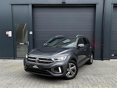 Volkswagen T-Roc - 1.0 TSI 110pk R-Line Business IQ CAMERA CARPLAY STOELVERWARMING