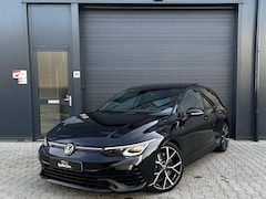 Volkswagen Golf - 2.0 TSI R 4Motion PANO AKRA HUD HARMAN KARDON