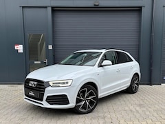 Audi Q3 - 2.0 TFSI 220pk Quattro S-Line AUTOMAAT PANO KEYLESS CAMERA