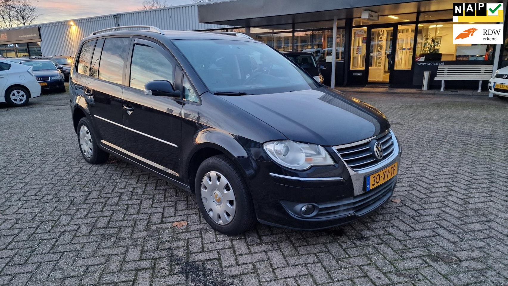 Volkswagen Touran - 1.4 TSI Highline Business 1.4 TSI Highline Business - AutoWereld.nl