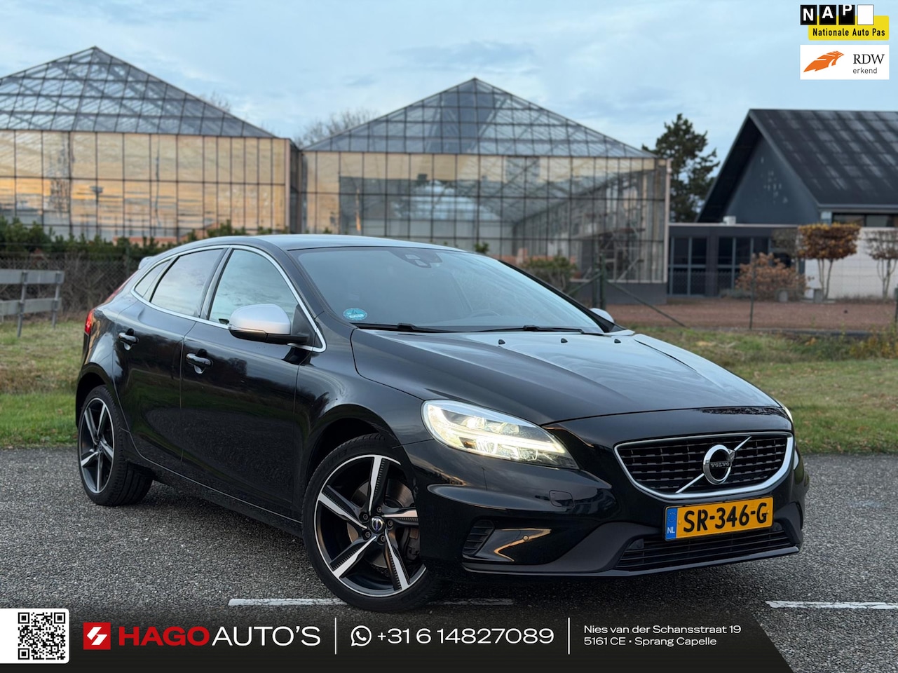 Volvo V40 - 2.0 T4 R-Design Navi | Pano | Leder | LED | Org. NL | Trekhaak | PDC | Camera - AutoWereld.nl