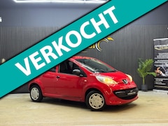 Peugeot 107 - 1.0-12V XR 2008 ROOD NIEUW APK