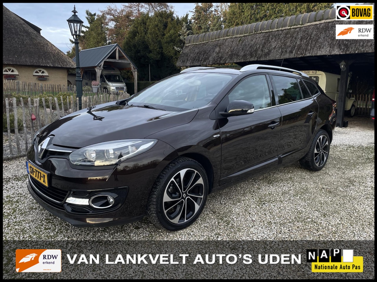 Renault Mégane Estate - 1.2 TCe 132pk Bose Keyless, Navi, Stoelverw. - AutoWereld.nl