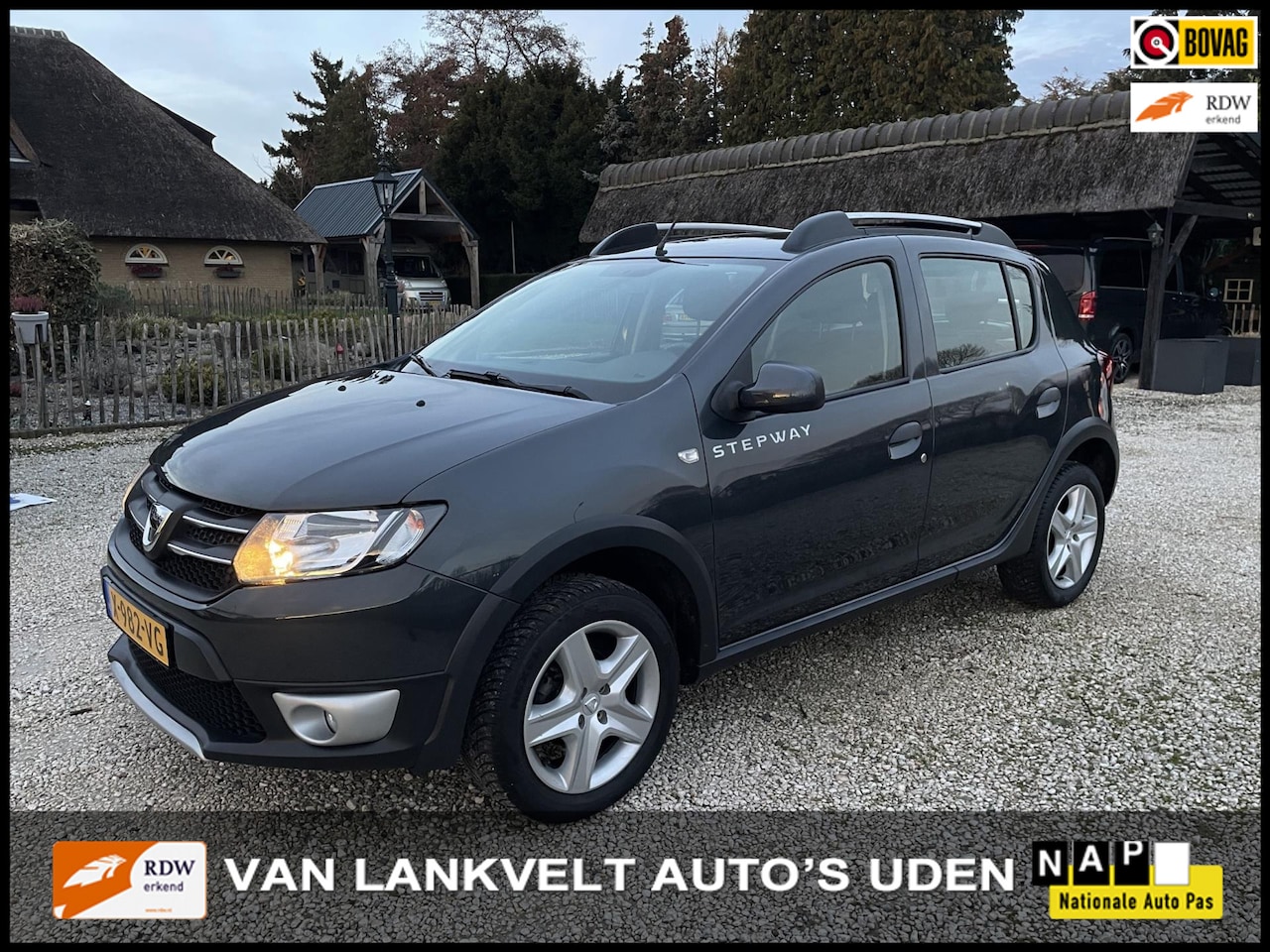 Dacia Sandero Stepway - 0.9 TCe Navi, Cruise, Trekhaak - AutoWereld.nl