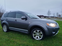 Mitsubishi Outlander - 2.4 Instyle UNIEK MOOIE STAAT Youngtimer, Leer, Stoelverwarming, 4x4 enz.