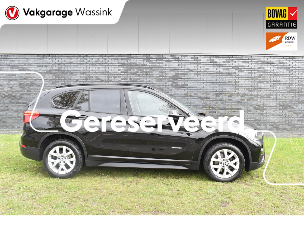 BMW X1 - sDrive18i Navigatie Privacy glas hoge instap - AutoWereld.nl