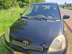 Toyota Yaris - 1.3-16V VVT-i Sol