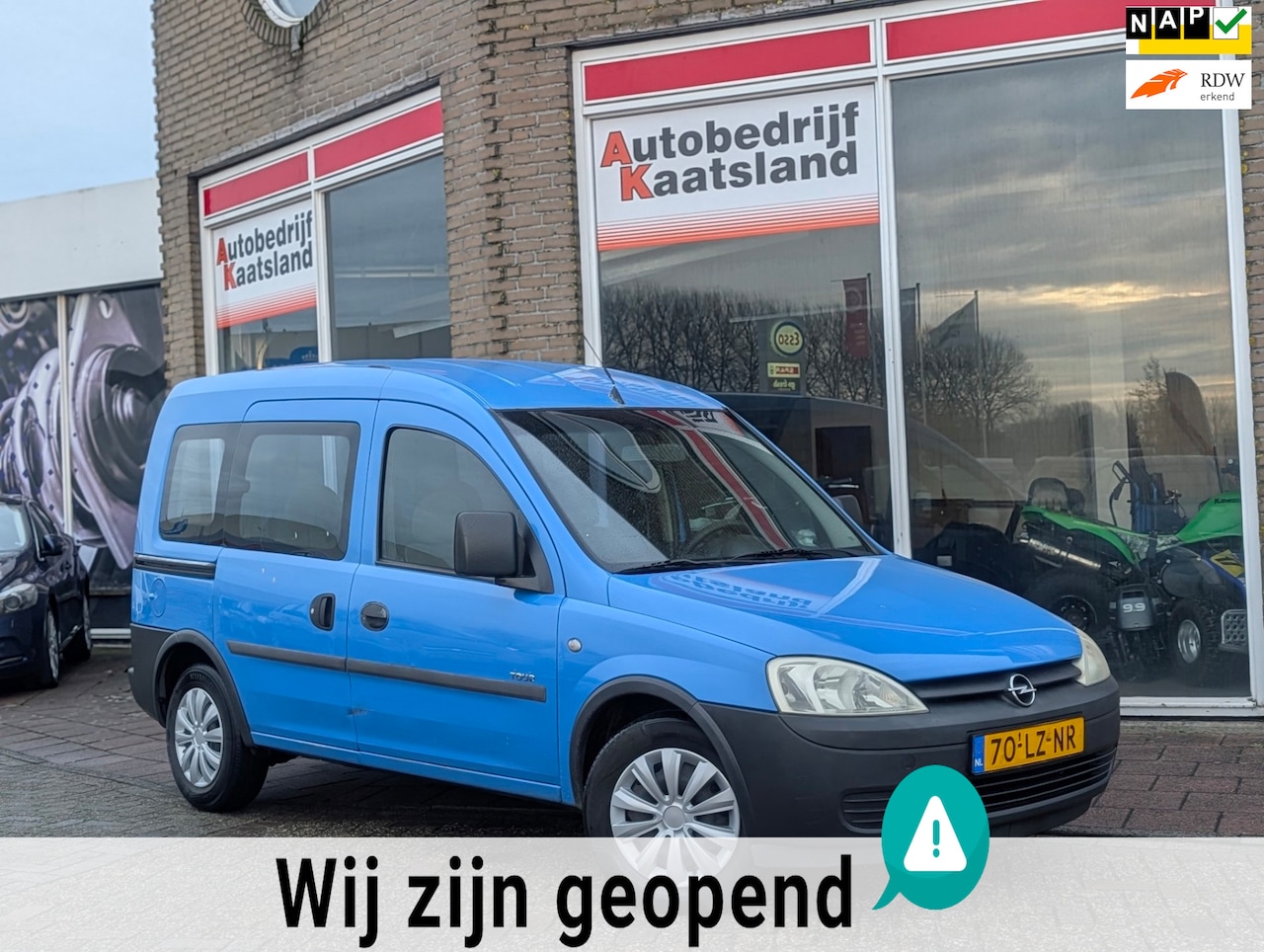 Opel Combo Tour - Opel Tour 1.6 - AutoWereld.nl
